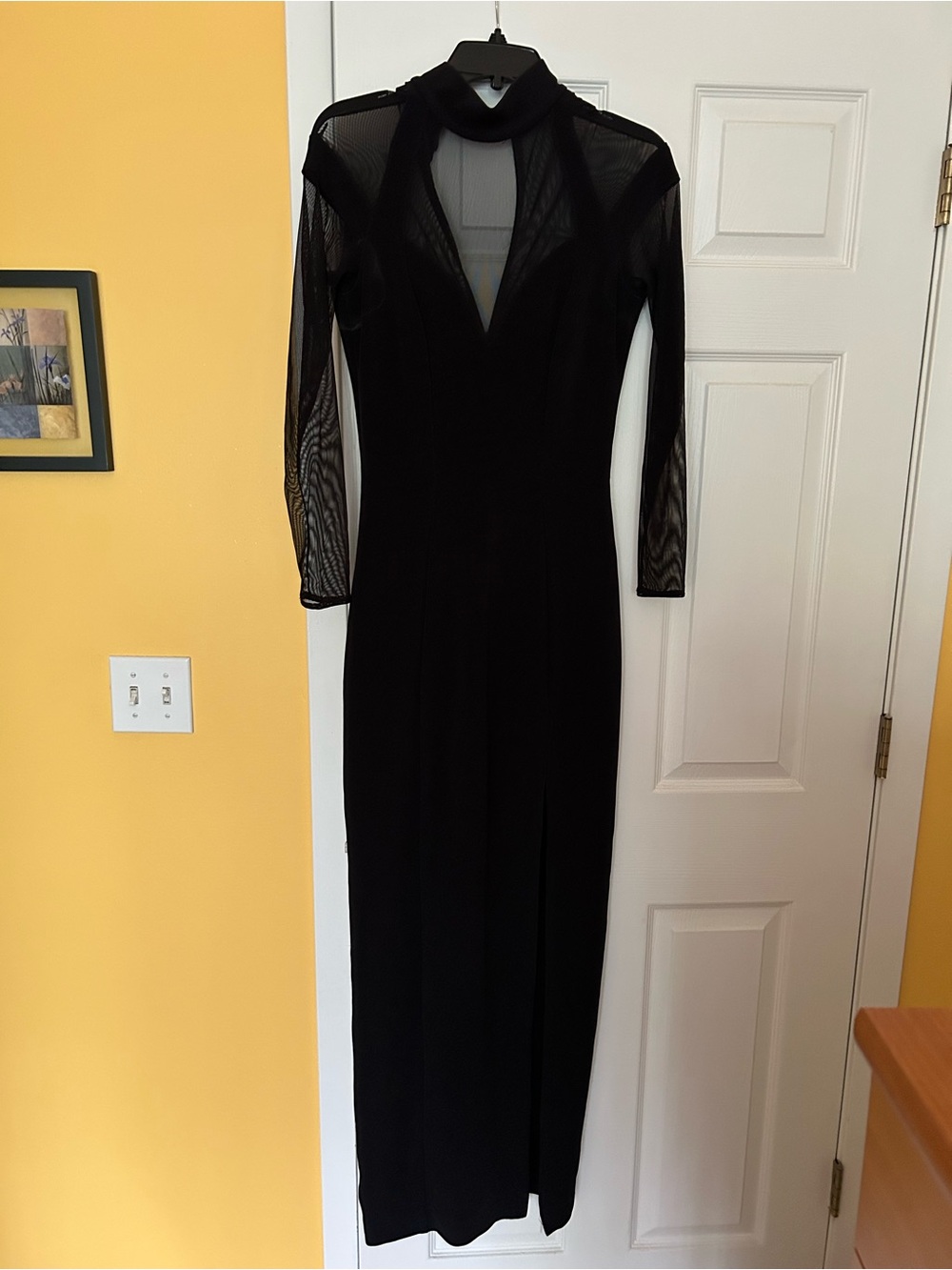 Elegant Black Long-Sleeve Mesh-Trim Maxi Dress